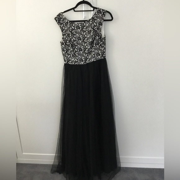 N - Aiden Long Black Dress Size 8 - Picture 1 of 4